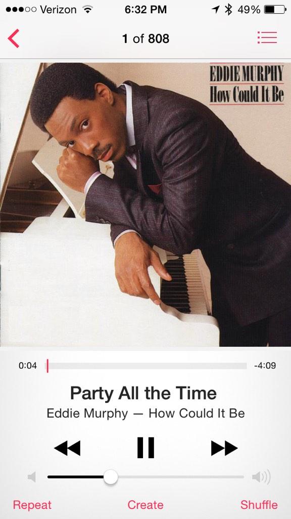DJComfortable's tweet photo. Love this jammy anytime anywhere #ChampagneShowersTour #iknowyoueddie#imrickjames http://t.co/vOmZCx0GE5