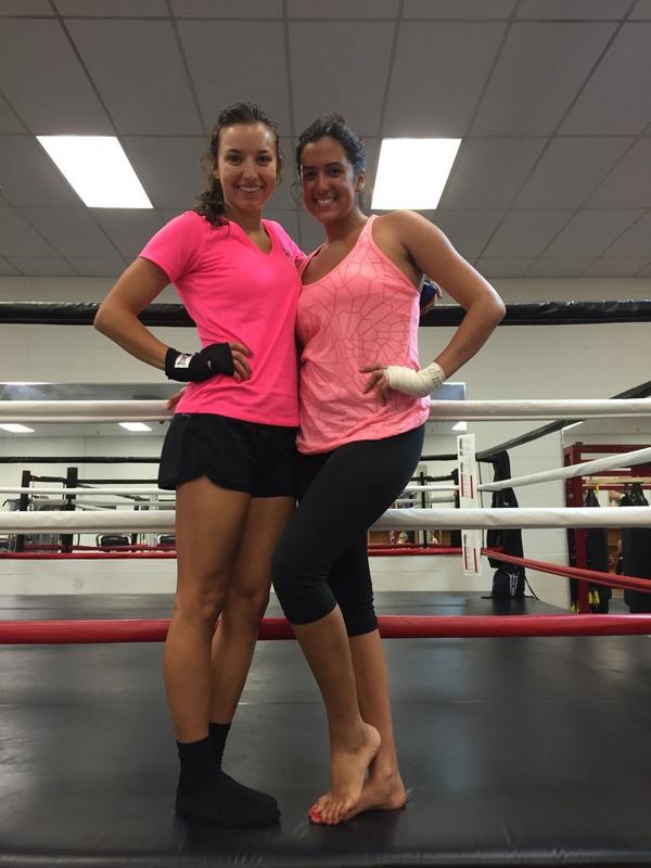 gabspuerto's tweet photo. If sweat is sexy I must be smoking 😲 UFC with our small group today! #lsuchaarg http://t.co/u5mQyuyDTR