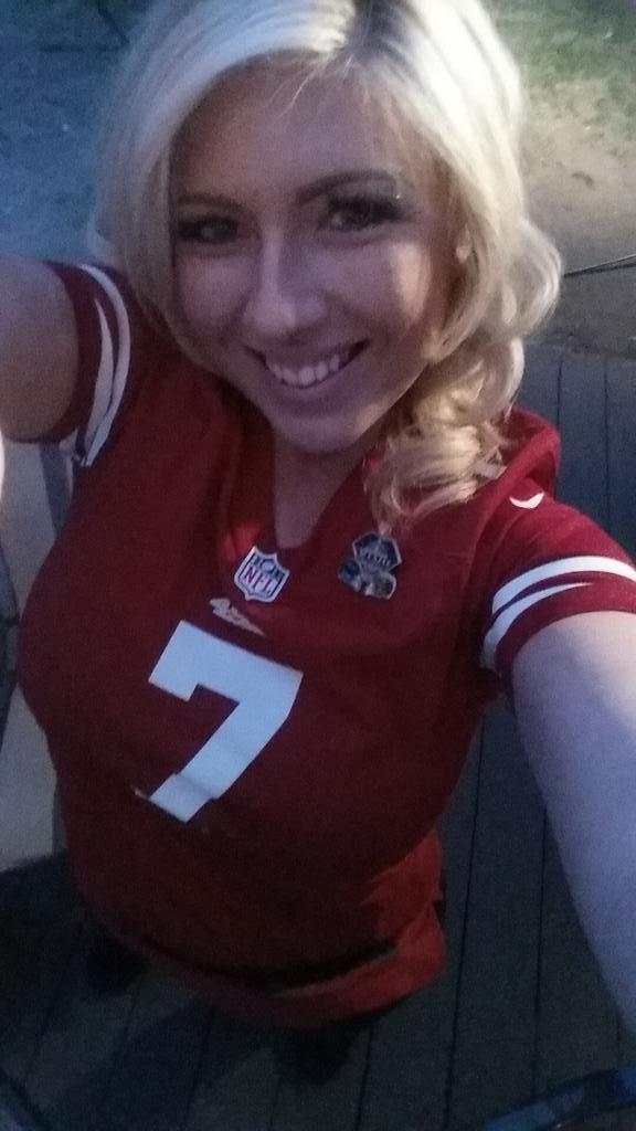 Let's go @Kaepernick7 @49ers http://t.co/axfYIirpiZ