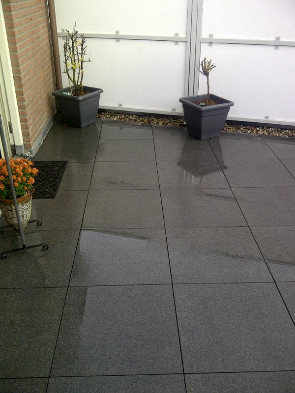 Rooflogix's tweet image. Goedemorgen,
In Nederland zet de trend door...
#keramiek op de #gallerij #rooflogix 
dakbestratingen.nl