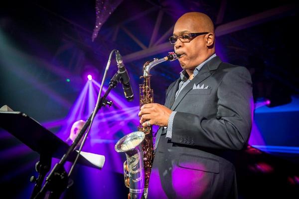 Light show <a href="/SopotJazz/">Sopot Jazz Festival</a> <a href="/Veintrio/">VEIN</a> #Poland #dragon <a href="/PMauriatID/">P. Mauriat Indonesia</a> <a href="/pmauriatmusic/">P.Mauriat Music</a> @musicguy7001