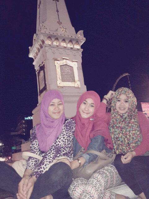 . (@riana_widyaa) on Twitter photo 