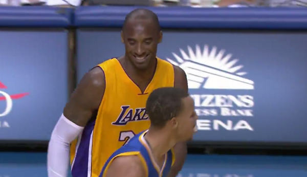 BleacherReport's tweet photo. VIDEO: @kobebryant gives props to Stephen Curry after getting a 3 drained in his face http://t.co/rgl4XOZefv http://t.co/kgH4yPzcM4