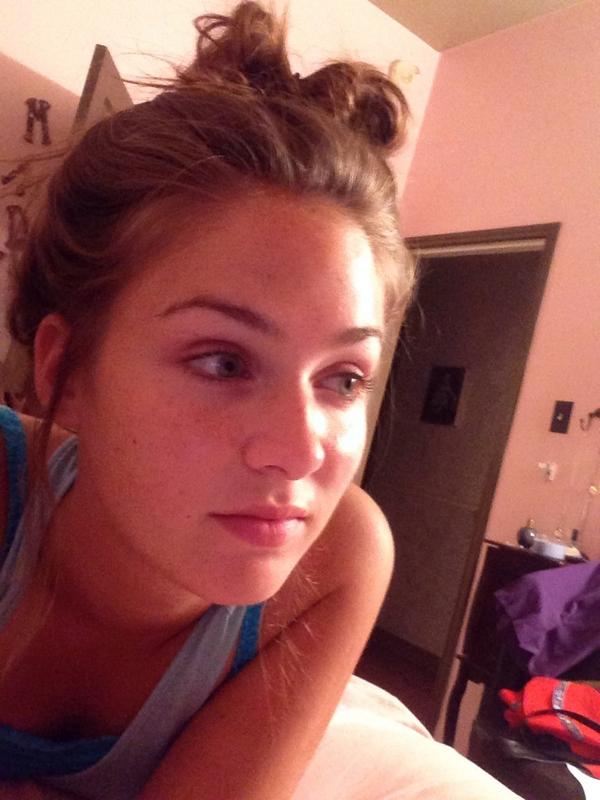 MadisonBoyle1's tweet image. My &quot;this is going to be a long night&quot; hair #cramsesh