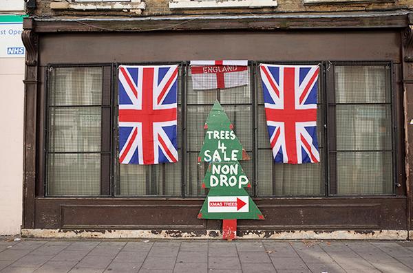 brixtonbuzz's tweet photo. Not quite half way through October, the first Christmas trees go on sale in #Brixton...! http://t.co/txtc95ONDQ http://t.co/hc18kjhAgt