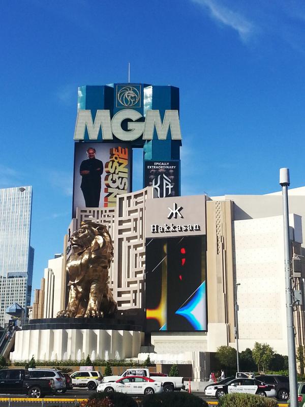 MGMGrand's tweet photo. Good morning from #Vegas! http://t.co/XQOkkLsoTu