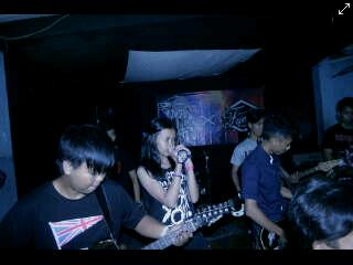 Perfome kita di rossi fatmawati feat personil @diary_revenge