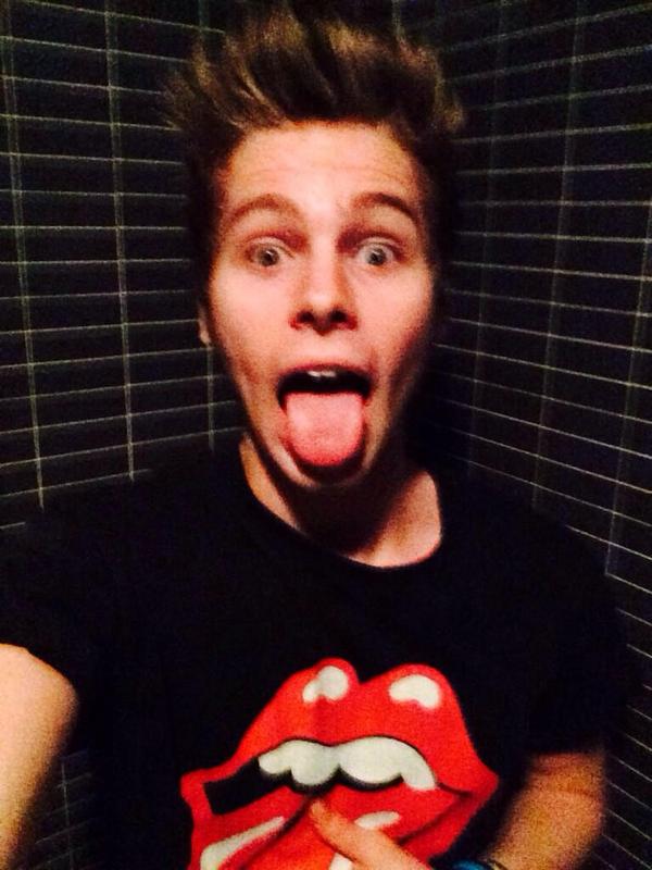 Hi guys, I'm back 😬