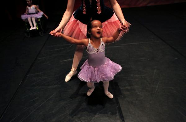 IndiaToday's tweet image. PHOTO GALLERY: Children and students with disabilities perform ballet in Brazil indiatoday.intoday.in/gallery/ballet…