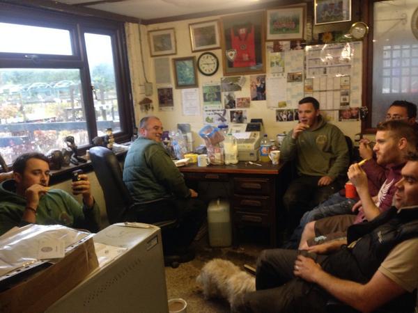 'Team Bonding' <a href="/DerrysAlAdyAsh/">Derrys Nurseries</a> this morning while the rain comes down. #getthecoffeeon