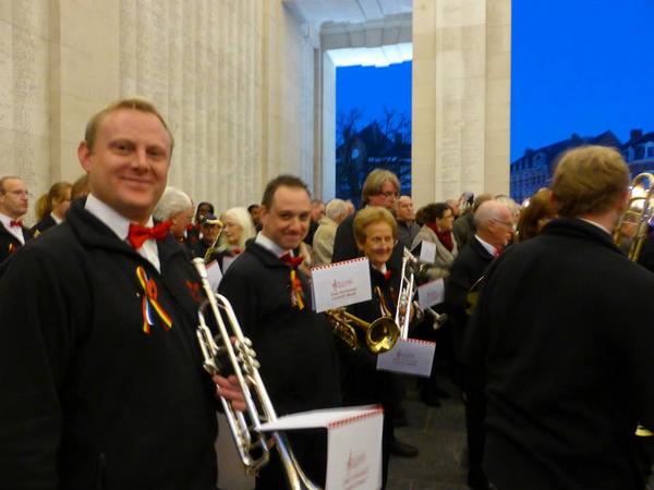 EastGrinsteadCB's tweet image. @Banjonick @GrinsteadOnline @EG_Courier @AboutEG we were privileged to be there representing East Grinstead