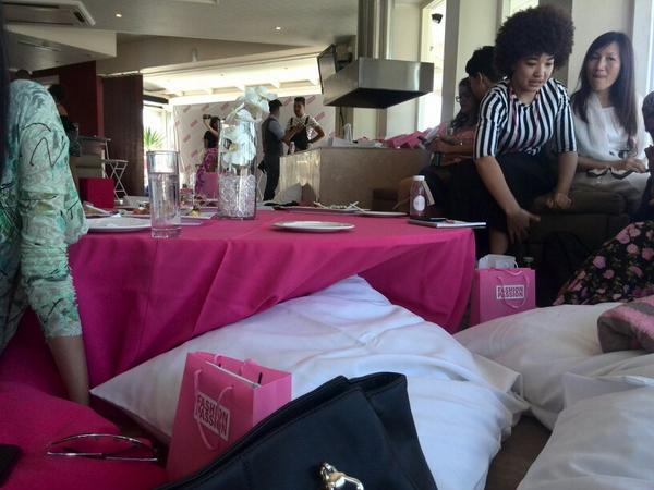 StyleMeStrauss's tweet photo. My passion for fashion at the Fashion Passion Conference #FPC2014 @Alba_Lounge @VandAWaterfront #Blogger#Fashion http://t.co/fnbpNTMzoC