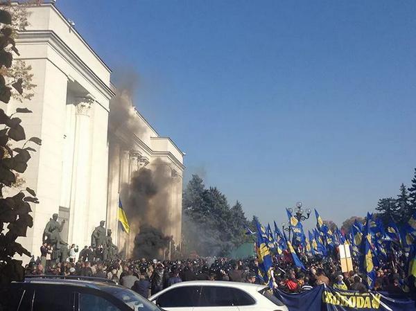 Bz5fAOFIAAAv9OW.jpg:small