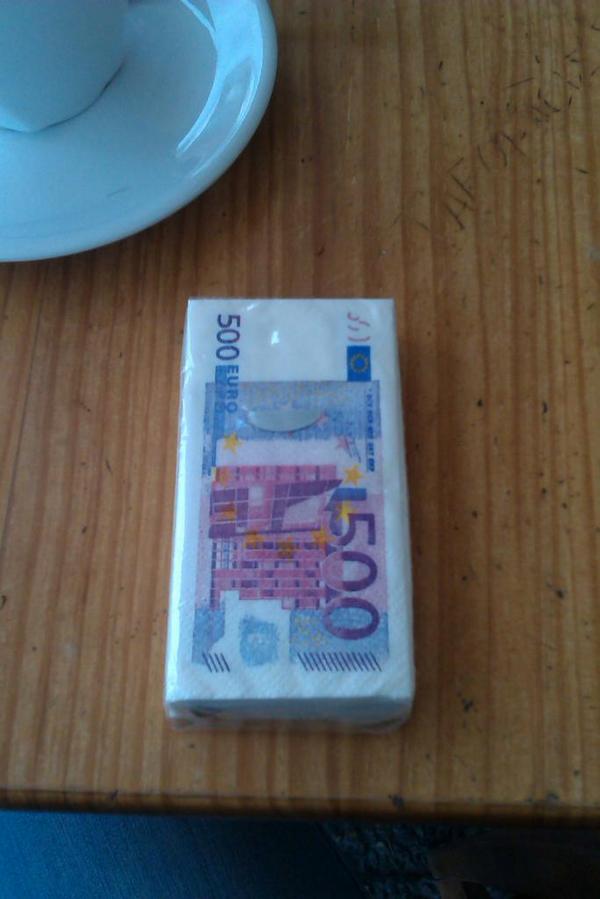 Carloto_'s tweet photo. Con esto está to pagaoo no??@lelii90 jajajajaja http://t.co/V1PWnbvBZs