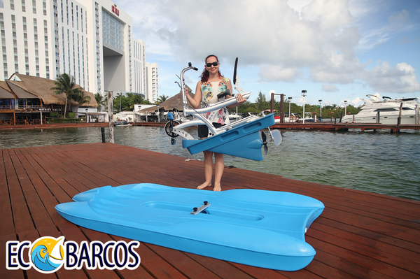 Ecobarcos's tweet photo. Muchas gracias @MarinaCancun por permitirnos usar su marina para un pequeรฑa sesiรณn de fotos con #itBike. ยกSaludos! http://t.co/q24LCeMBwc