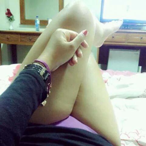 PemikatC's tweet photo. Gerah banget say...pengen link bokep yg punya kirim dong say...biar tambah gerah :) http://t.co/N91994oNx9
