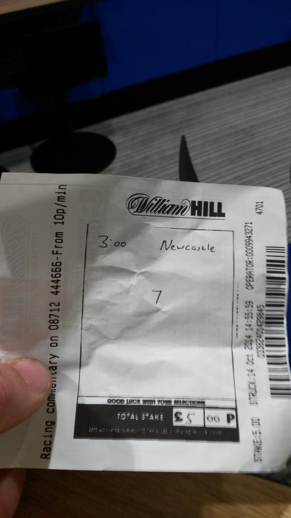 ChikeClay's tweet photo. @HRSTips got 10-1 on this beauty cheers http://t.co/j8iV9ihlgP