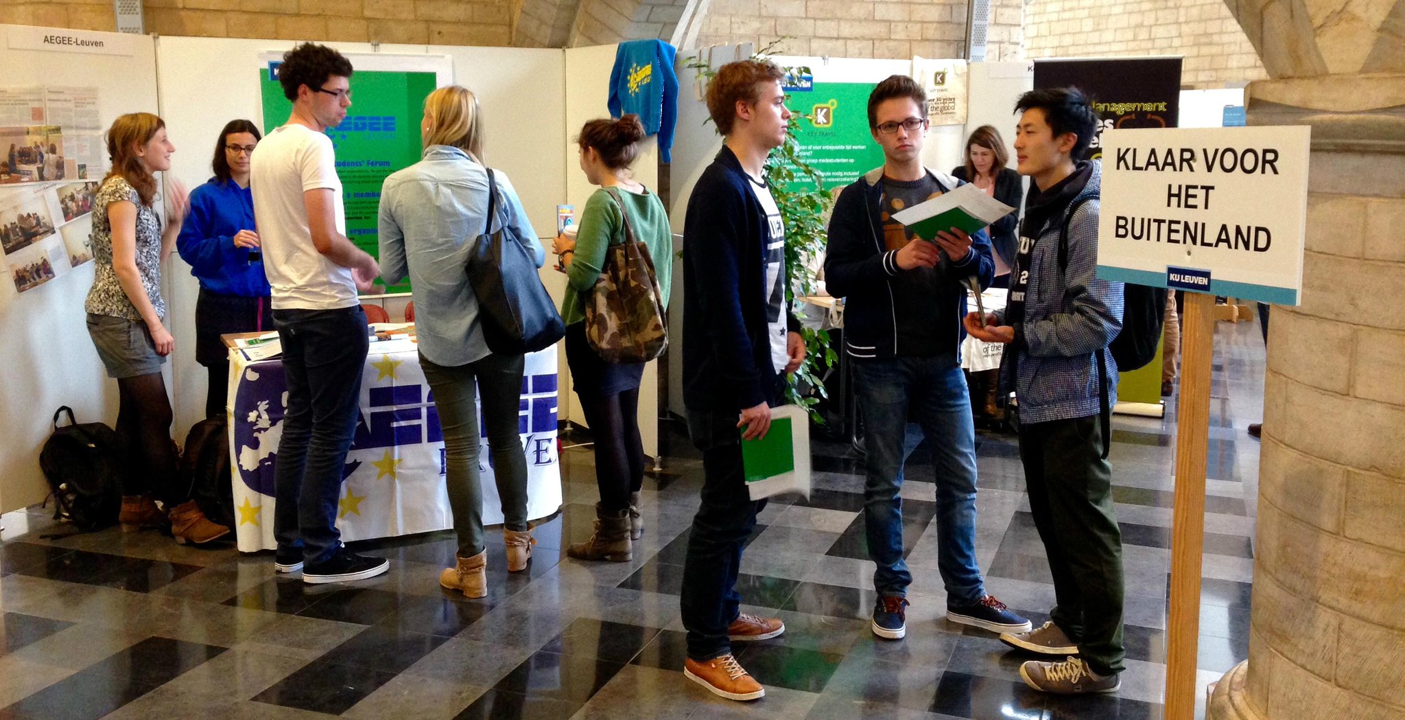 Embedded image permalink