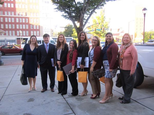 CalleyWLS's tweet image. .@whitelodging loved welcoming @VTmktg &amp;amp; @VTPamplin students to help with a successful Richmond sales blitz!