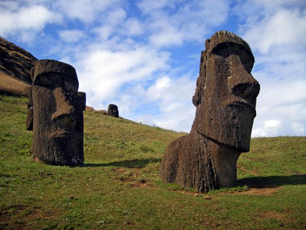 Tabula_App's tweet image. Bucket List - See the Moai Statues tabulaa.com/vitae/see_the_… #travel #awesome #adventure #tabulaa #bucketlist #colorful