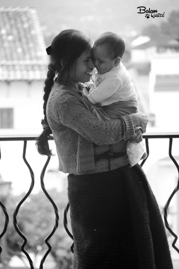 TodoChiapas's tweet photo. Sonríe. La vida es bella. Foto: Balam Quitzé #Chiapas #SanCristóbaldelasCasas http://t.co/7XeC6F4mov