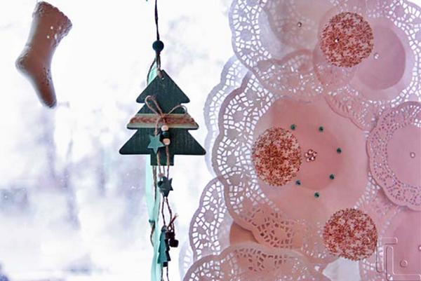 inter1c's tweet image. Новогоднее оформление кафе в елочных кружевах decor-holyday.ru/christmas-deco…