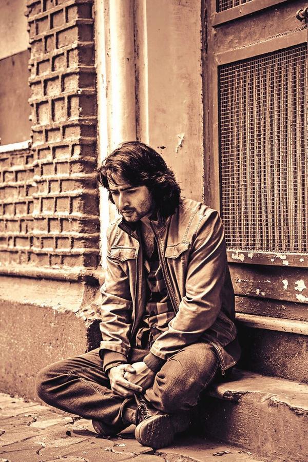 Shaheer_S's tweet photo. Sometimes v just have to stop and analyse.. http://t.co/hem3xOOp6N