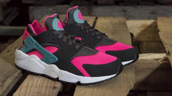 pink huaraches finish line