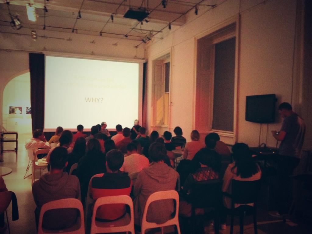 Embedded image permalink