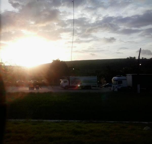 deehphotography's tweet photo. #car céu #nuvens #beautiful http://t.co/issxTDzqh2