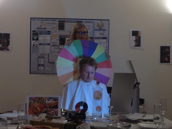 LMentens's tweet photo. Daar is de LENTE @LanaMannaerts @Lizevliegen @adeline_usg @Jbauwens1 @buildingHeidi #ProudToBe #usgprofessionals http://t.co/kuFeLRiCpD