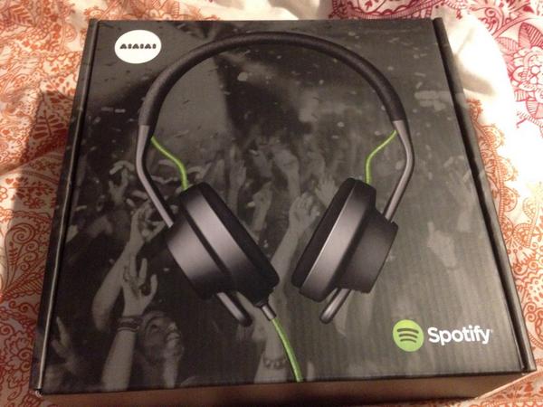 MSUSpotify's tweet image. Another surprise from #TeamSpotify ! Man, do we love working for you 💚