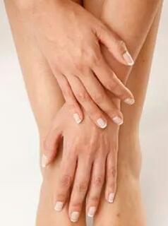 I_ClaudiaColoma's tweet image. At a #HandModeling #audition to get a hand job... I mean, hand modeling job ;-)