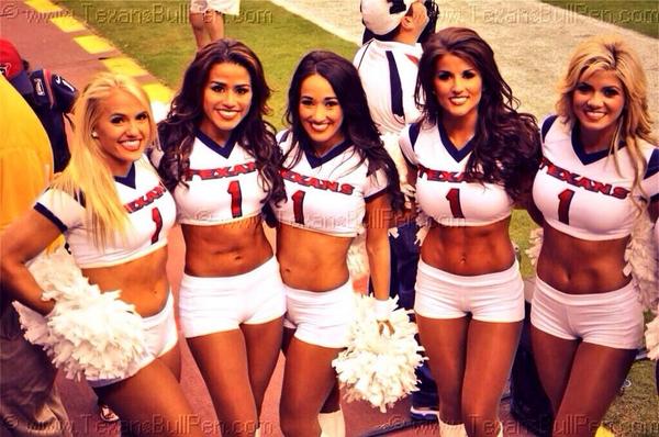 BattleofTX's tweet photo. Battle #1 

RT - @TexansCheer 
FAV - @DCCheerleaders 

#TexansNation #CowboysNation 
#BattleofTX http://t.co/IL9Ic7OtYo