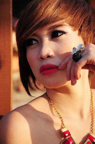 TheTwinAngels's tweet photo. Female DJ MOQA #TheTwinAngel's http://t.co/se19zJ3V8T