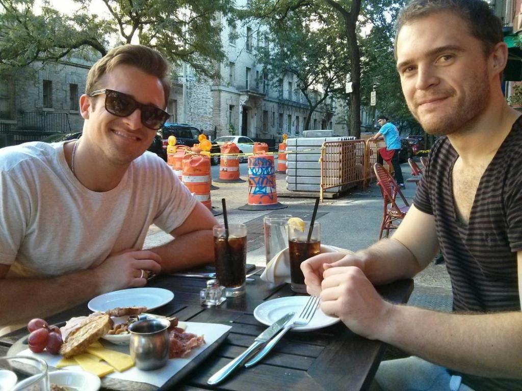 Embedded image permalink