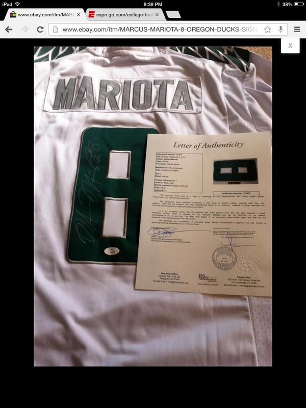 dannykanell's tweet photo. Not hard to find many jerseys signed and authenticated by James Spence (JSA) Guess they're not all newsworthy tho http://t.co/F1SnTiHjvq
