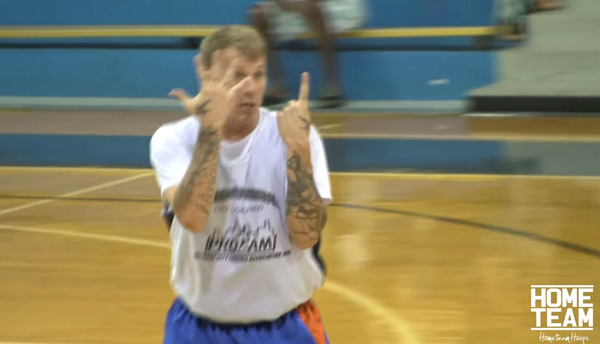 BleacherReport's tweet photo. VIDEO: Jason “White Chocolate” Williams can still ball at age 38 http://t.co/Zp0fDEgtgd http://t.co/ZmNWen79Px