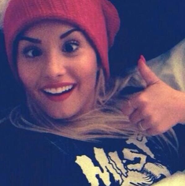 8Jandry's tweet photo. one of my
favorite 🎶singers😙 love you
😄 demi Lovato
#Lovatica💋💋 http://t.co/0V29wNPQXT