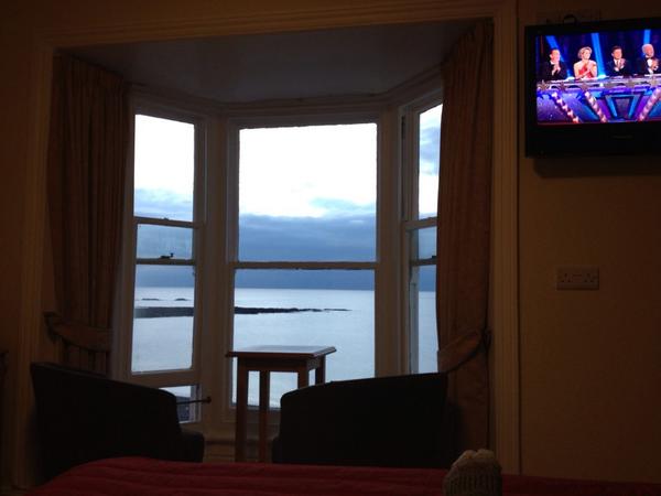 suchprettyeyes's tweet image. Rather wonderful view from my hotel window in Aberystwyth for the next few days! Roll on #cobwebfp7 meetings!