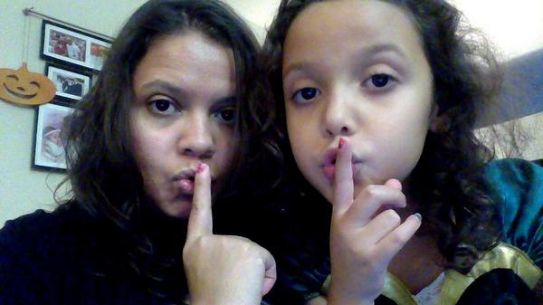 LittleLisaD's tweet image. Feeling the #shhhelfie love! Getting ready for @silent_for_65