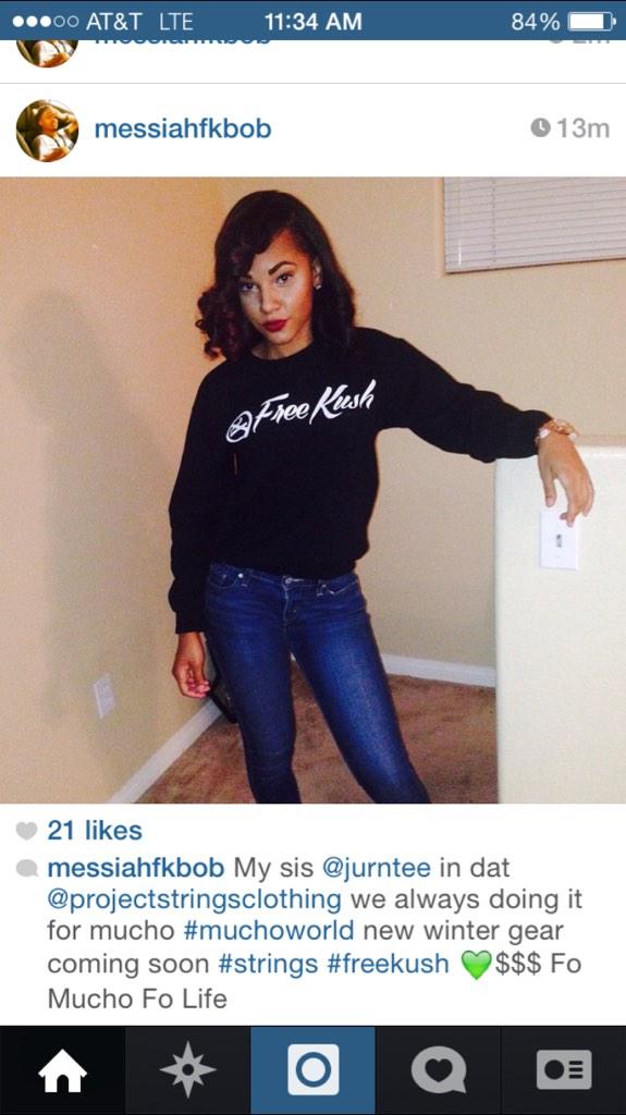 road2Wealthy404's tweet photo. @JurnTee lookin good in her
#ProjectStrings Gear
New winter gear coming soon
#Strings #FreeKush 💚$$$
@ProjectStrings http://t.co/nJtC2DtQYG