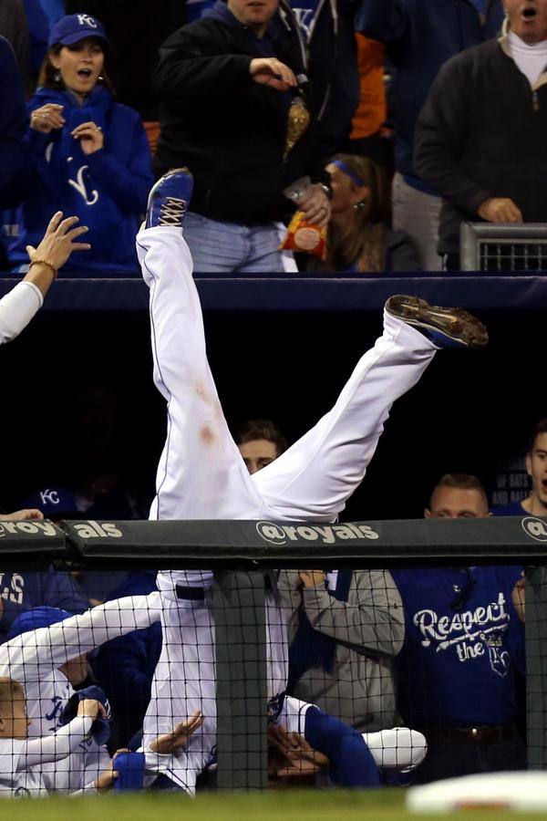 “<a href="/SportsCenter/">SportsCenter</a>: Mike Moustakas went all-out to make this #SCtop10 grab on Adam Jones' pop-up. ” @BearHollins