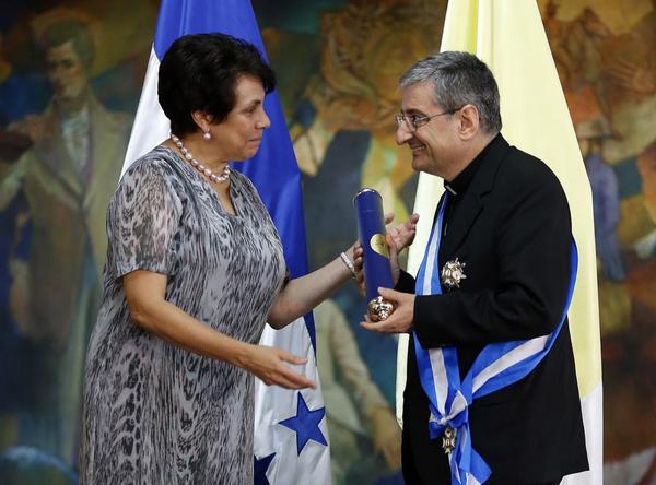 Gracias Monseñor Luigi Bianco, Nuncio Apostólico del Vaticano, por fortalecer la relación entre la Iglesia y Honduras