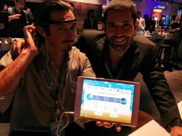 EBHaug's tweet photo. Channeling flow (420 calm points) w/ @ChooseMuse + @mysublime.. Pure innovation #DF14 http://t.co/NlA3n73Smp