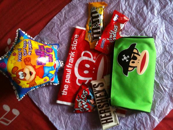 whendy_26's tweet photo. Mii Regalito de amor y amistad #PaulFrank Gracias amiguita secreta  Angie Mendoza =D http://t.co/HgYvnAiw2b