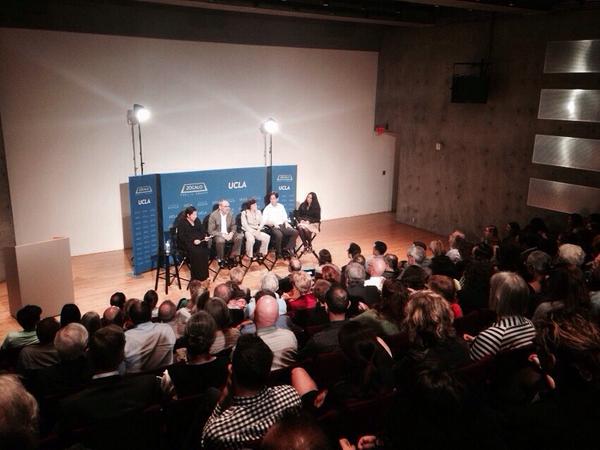 ThePublicSquare's tweet photo. Great crowd here at @MOCAlosangeles for ZΓ³calo/@UCLA event Will #DTLA Rival the Westside? #LArivalry http://t.co/4mdN3qyaoV