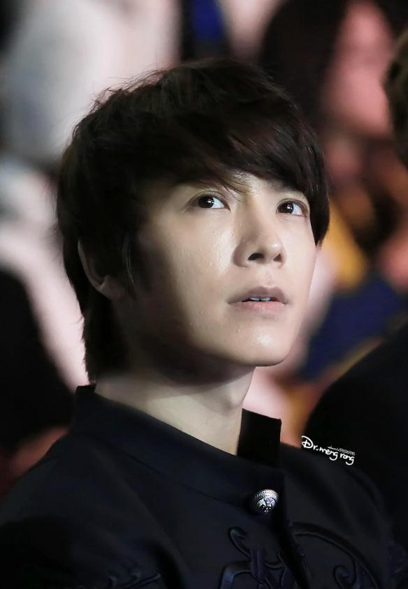 Happy Birthday Abang Ganteng Lee Donghae.. yang ke 28 tahun... sukses selalu bareng Super Junior ... 