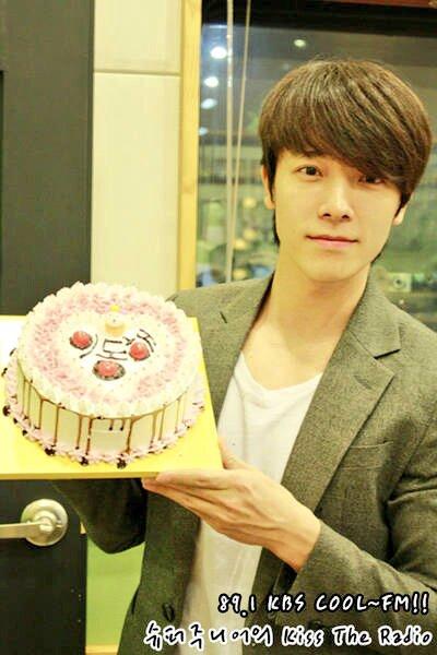    Happy birthday Lee Donghae oppa...~    
