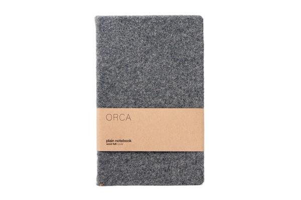 Light Grey - Wool Notebook
IDR 135,000 theorcabooks.com